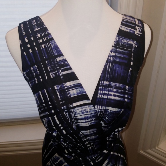Banana Republic Abstract Pattern Dress - Picture 3 of 4